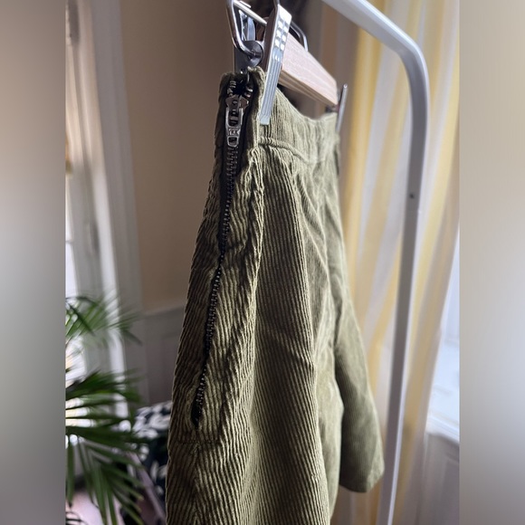 UO Green Corduroy Mini Skirt - Picture 3 of 4